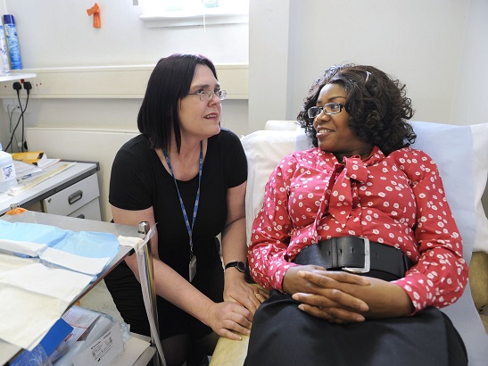 Patient and clinician 547x410 Patient and clinician 547x410