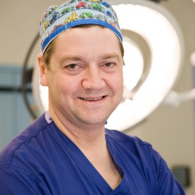 Dr Thomas Ind Dr Thomas Ind